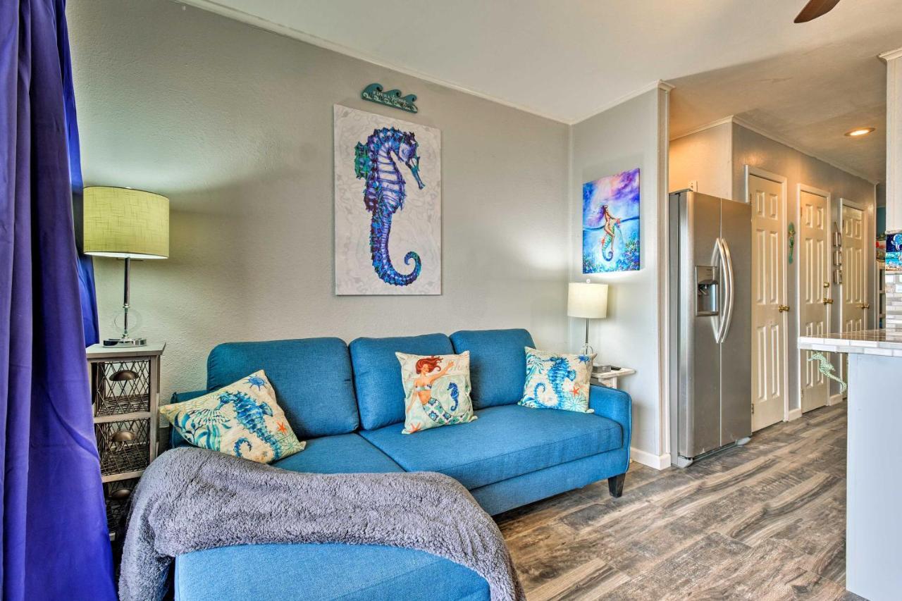 Waterfront Corpus Christi Escape With Pool Access! Apartment Exterior photo
